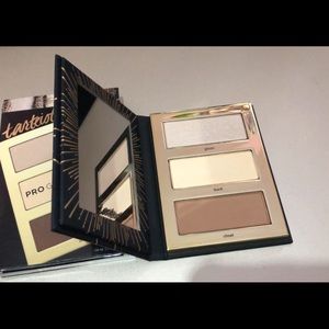 Tarteist PRO Glow to Go Highlight&Contour Palette